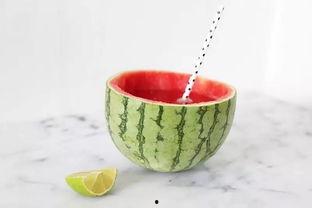 吃瓜卖咖啡的,揭秘网红新宠的跨界魅力  第2张