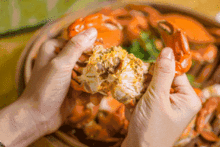 姨妈期吃乳瓜,缓解不适，呵护女性健康  第1张